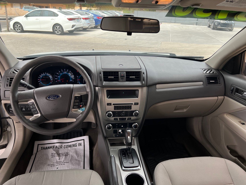 2012 Ford Fusion Image 9