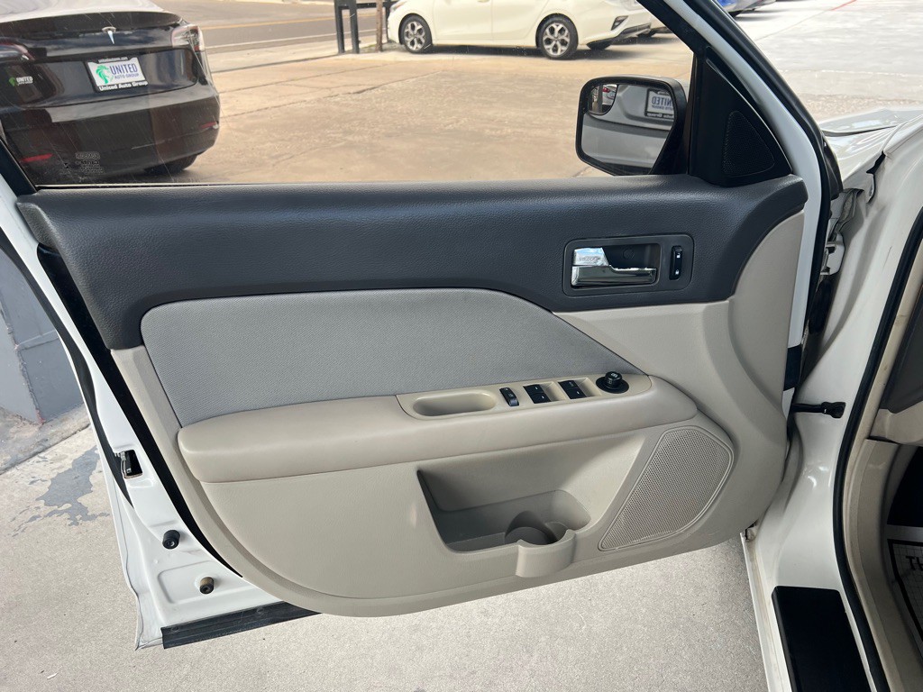 2012 Ford Fusion Image 10