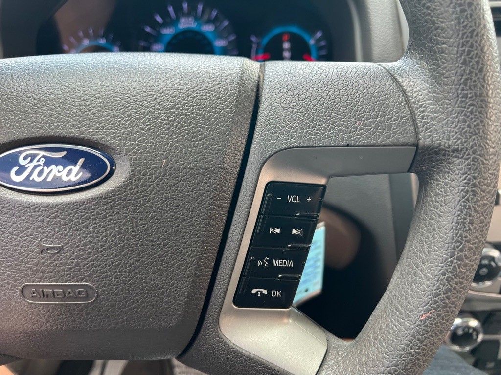 2012 Ford Fusion Image 19