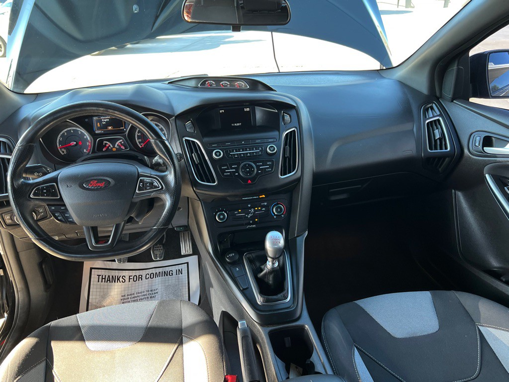 2018 Ford Focus Image 9