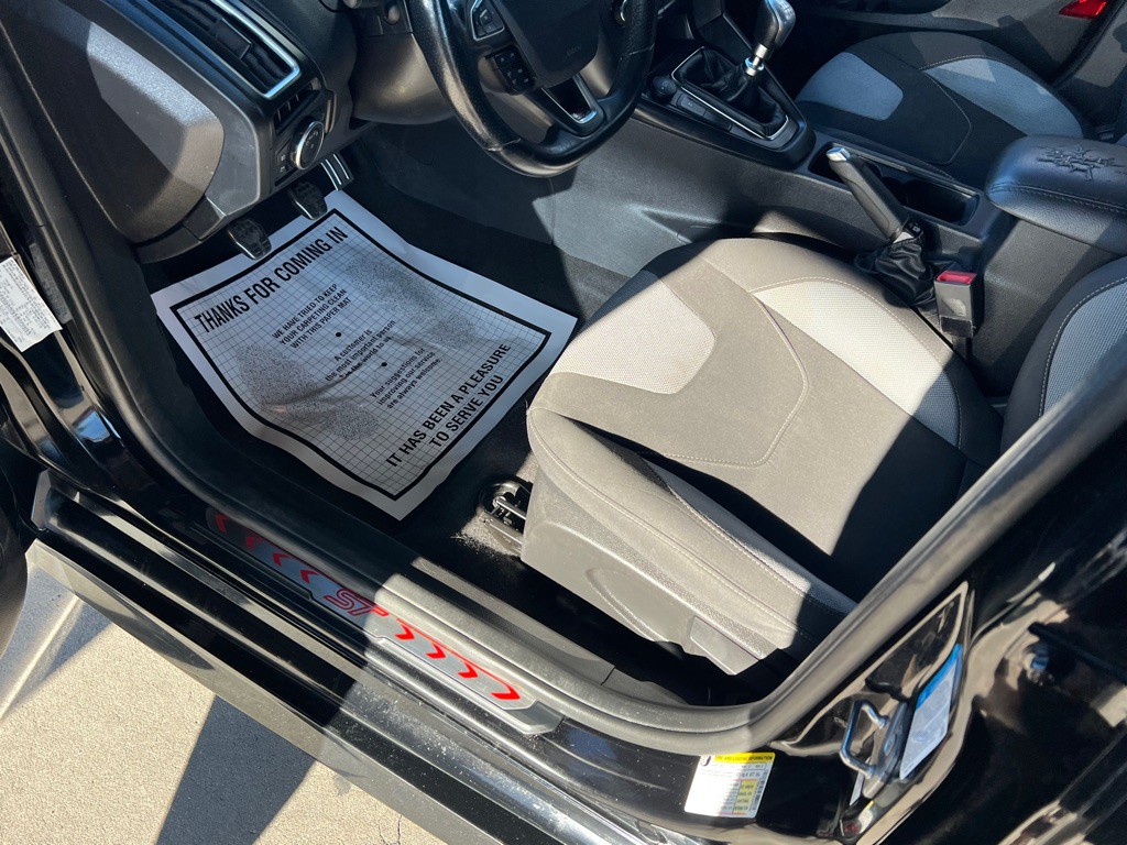 2018 Ford Focus Image 11