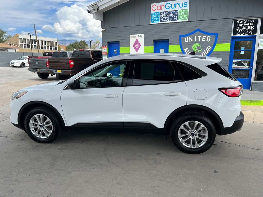 2022 Ford Escape Image 8
