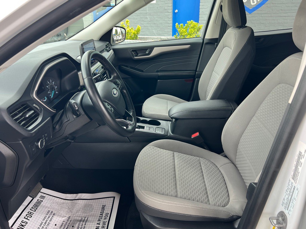 2022 Ford Escape Image 12