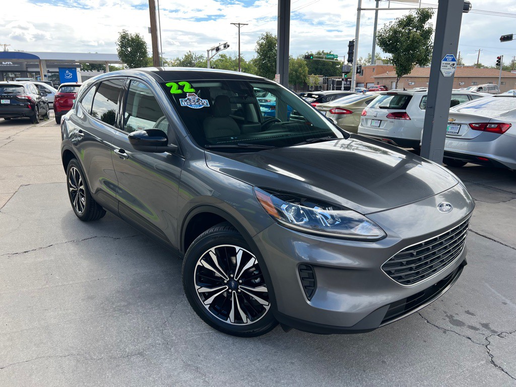 2022 Ford Escape Image 3