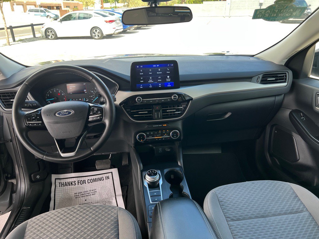2022 Ford Escape Image 9