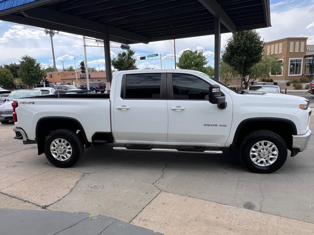 2021 Chevrolet Silverado 1500 Image 4