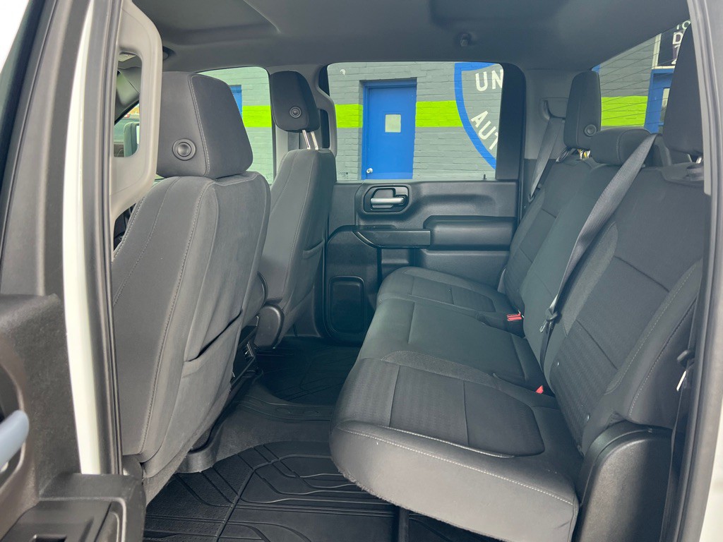 2021 Chevrolet Silverado 1500 Image 13