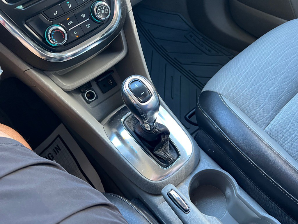 2016 Buick Enclave Image 17