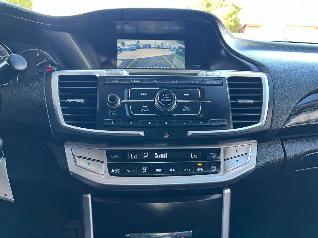 2014 Honda Accord Image 16