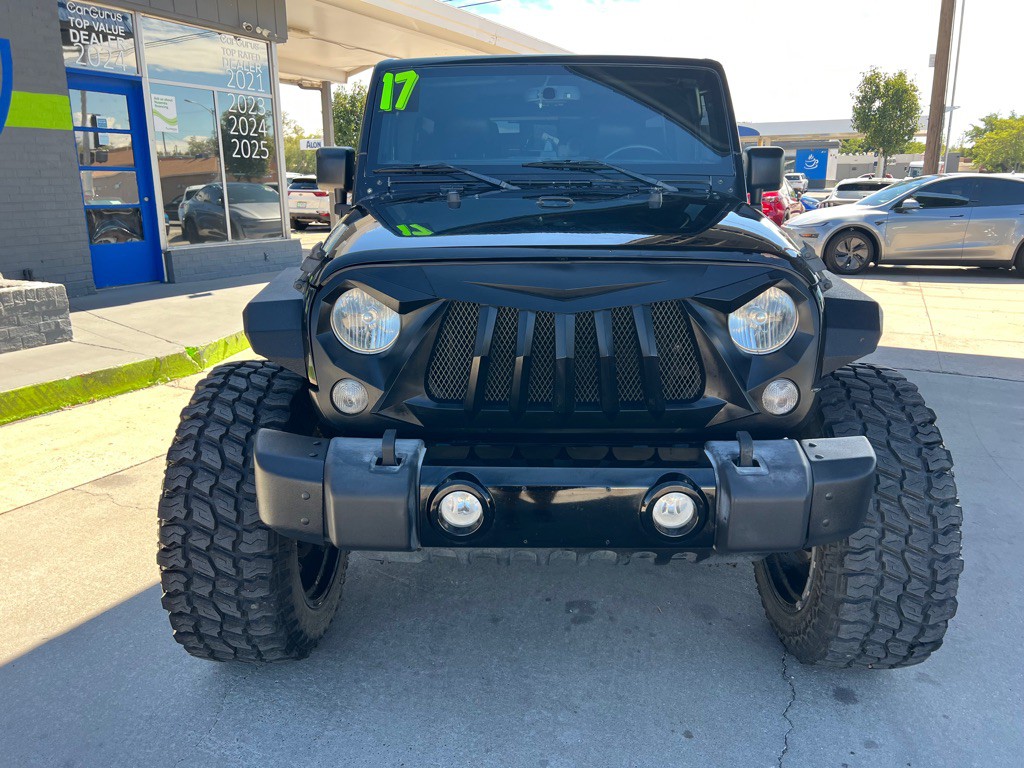 2017 Jeep Wrangler Unlimited Image 2