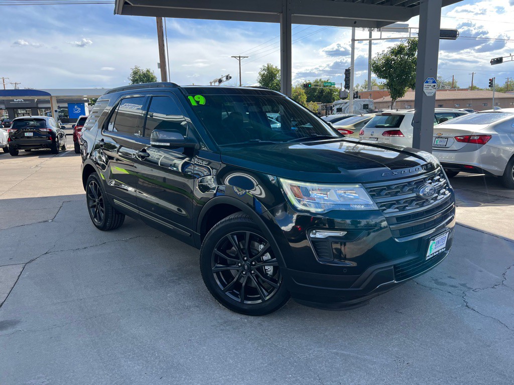 2019 Ford Explorer Image 3