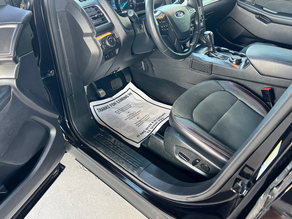 2019 Ford Explorer Image 11