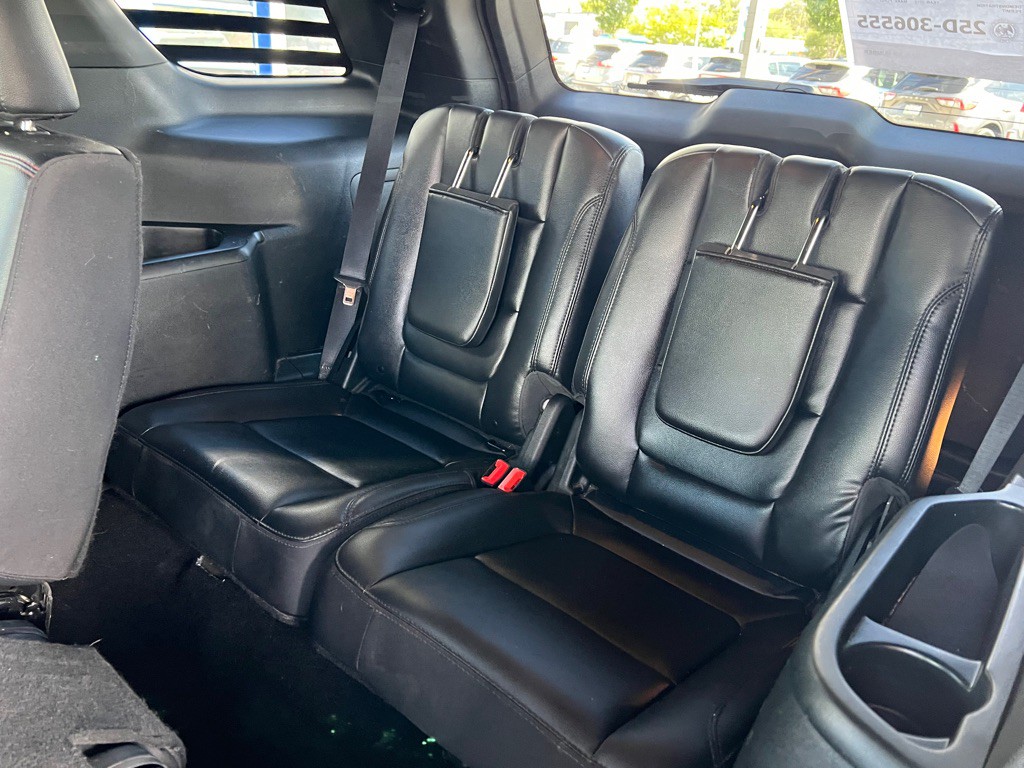 2019 Ford Explorer Image 14