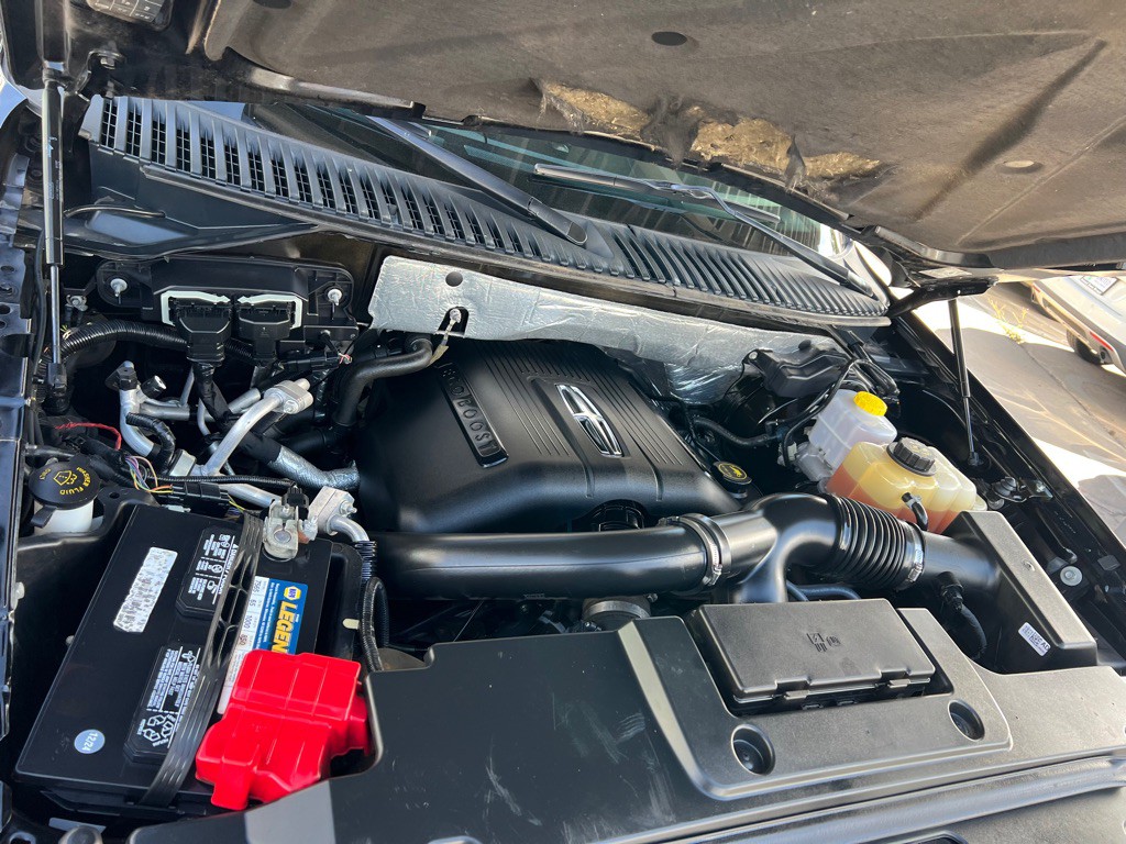 2017 Lincoln Navigator Image 22