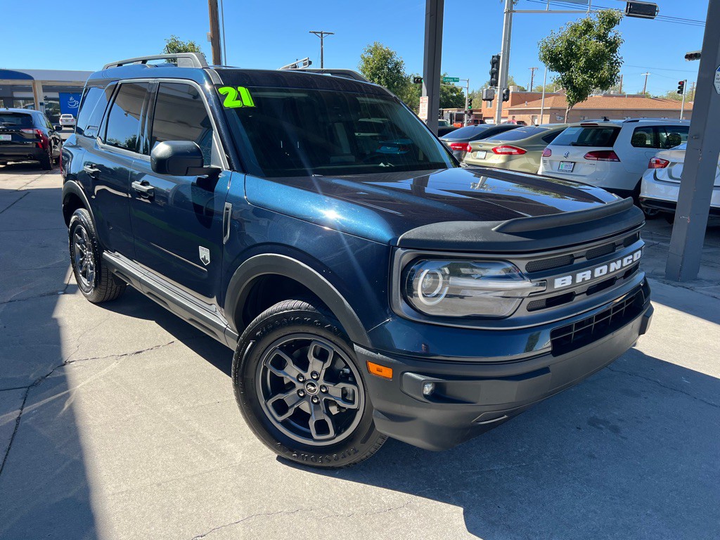 2021 Ford Bronco Image 3