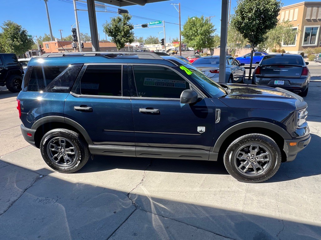 2021 Ford Bronco Image 4