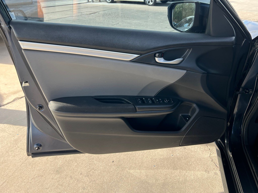 2016 Honda Civic Image 10
