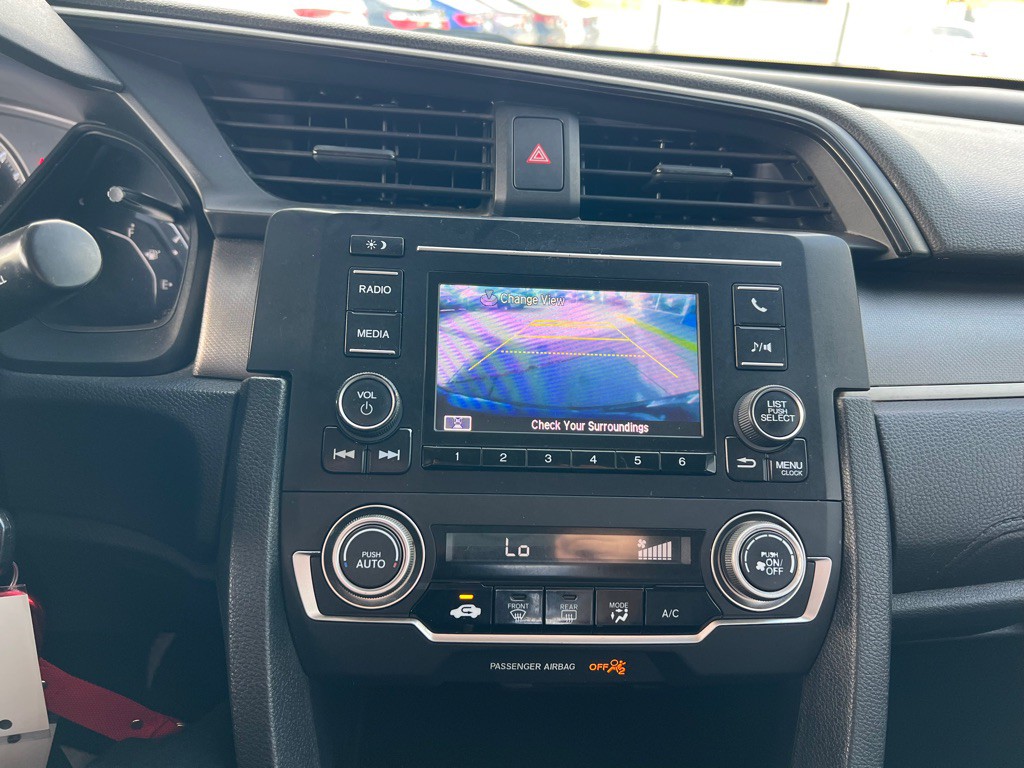 2016 Honda Civic Image 15