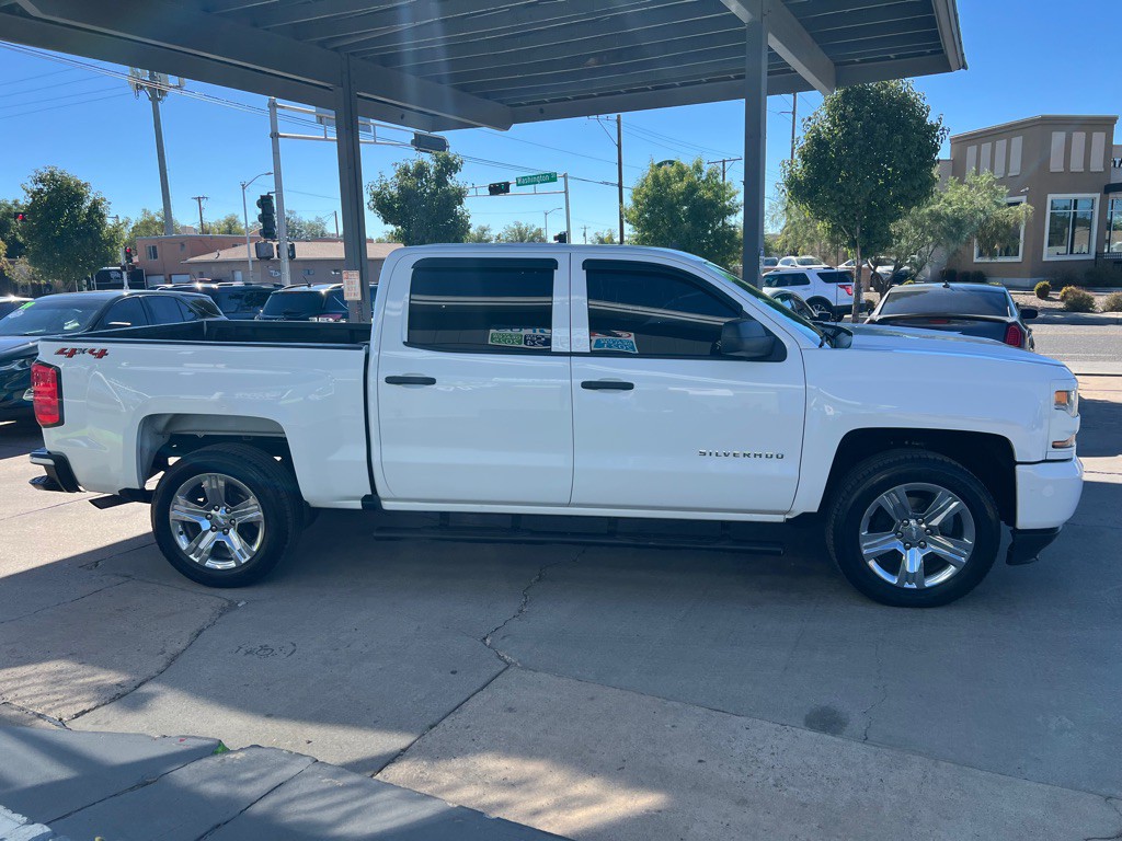 2018 Chevrolet Silverado 1500 Image 4