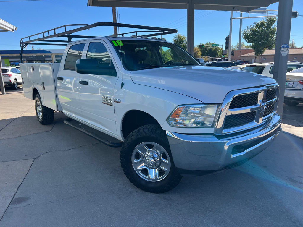 2018 RAM 3500 Image 3