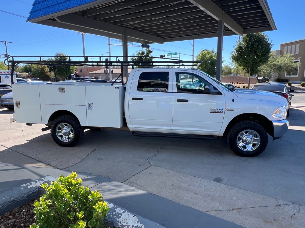 2018 RAM 3500 Image 4
