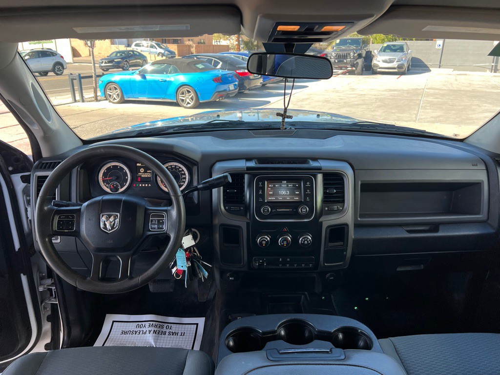 2018 RAM 3500 Image 9