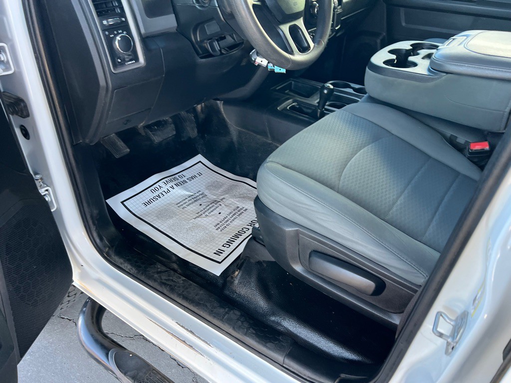 2018 RAM 3500 Image 11