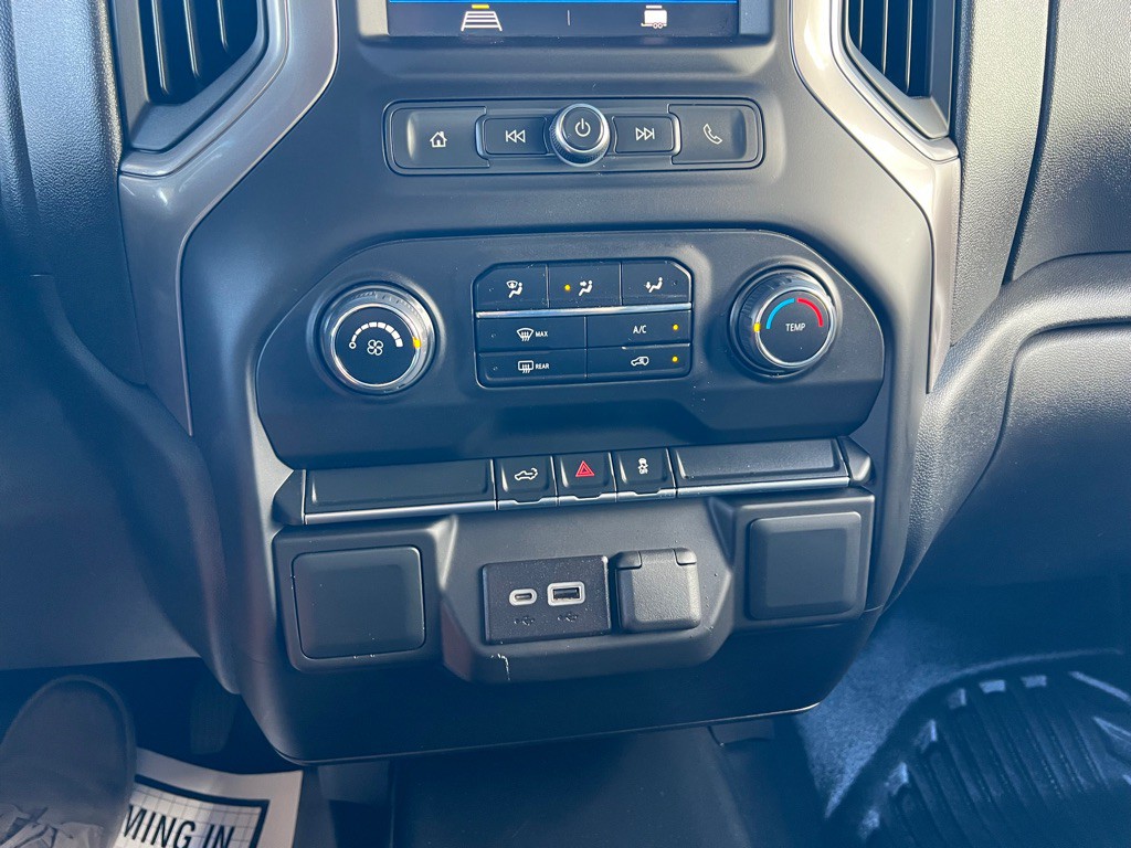 2023 Chevrolet Silverado 1500 Image 16
