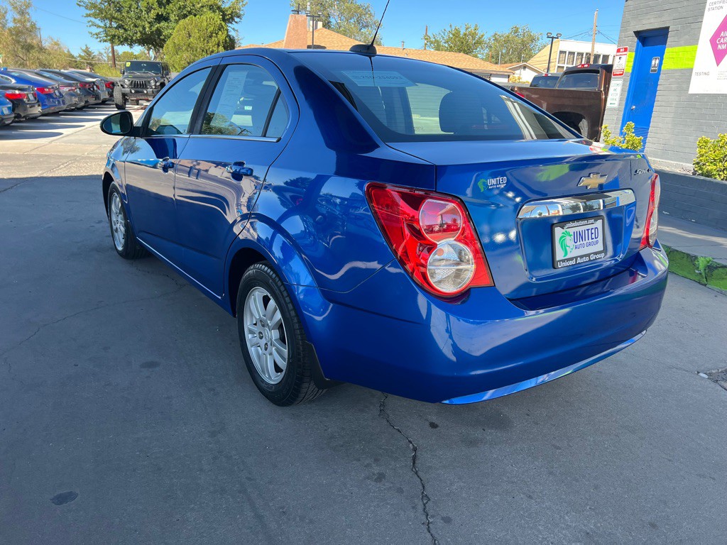 2016 Chevrolet Sonic Image 7