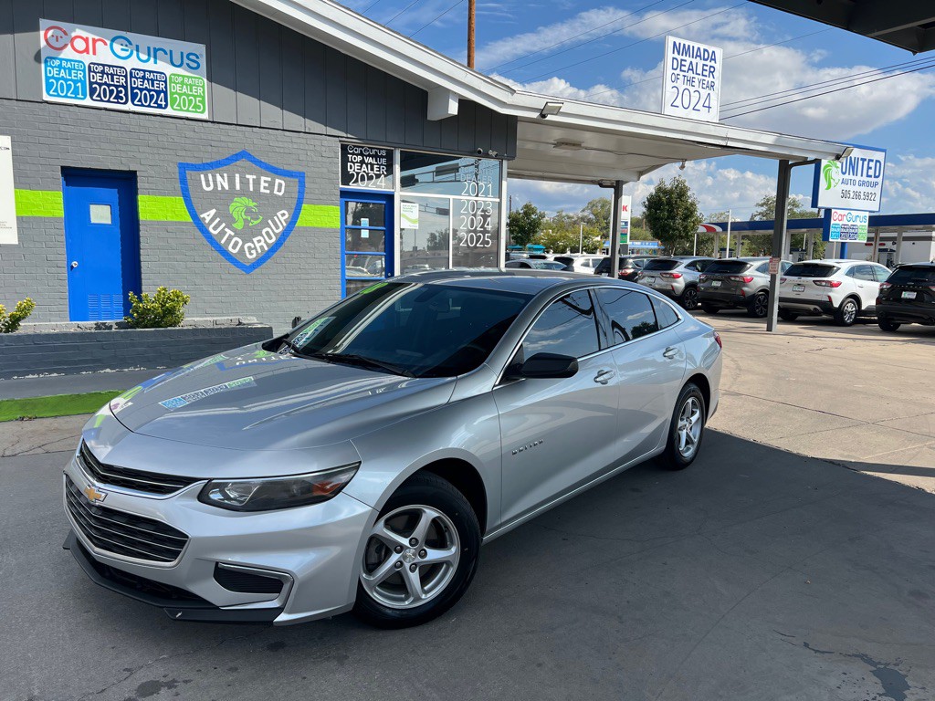 2018 Chevrolet Malibu Image 1