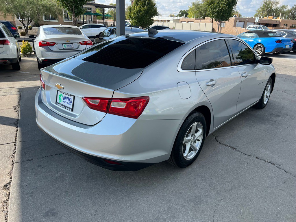 2018 Chevrolet Malibu Image 5