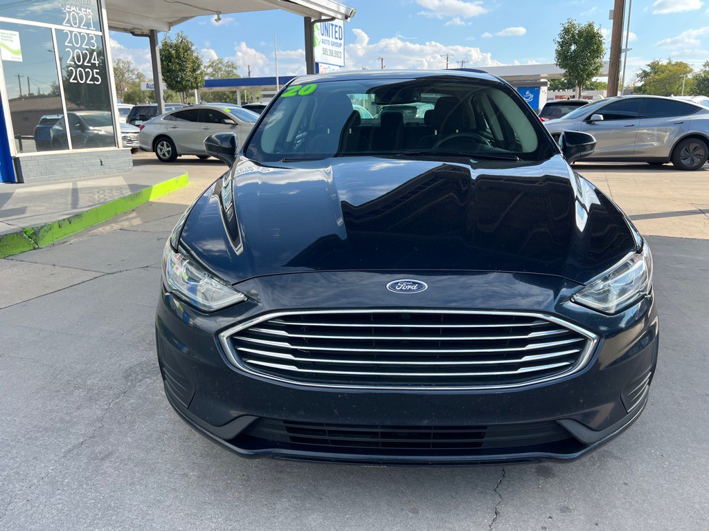 2020 Ford Fusion Image 2