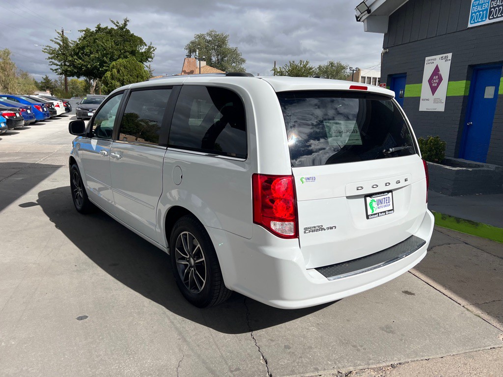 2017 Dodge Grand Caravan Image 7