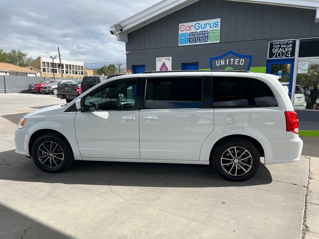2017 Dodge Grand Caravan Image 8