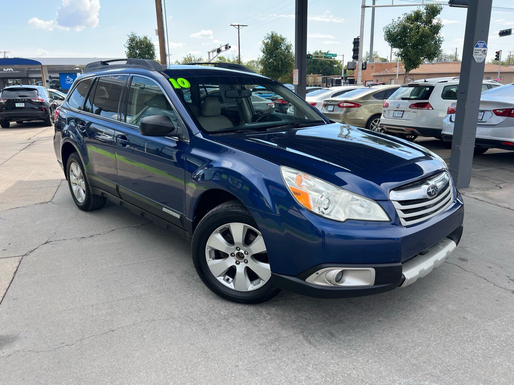 2010 Subaru Outback Image 3