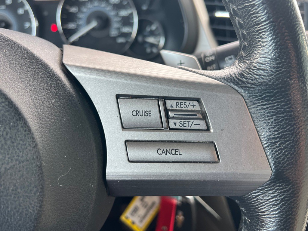 2010 Subaru Outback Image 18