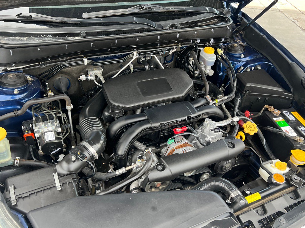 2010 Subaru Outback Image 20