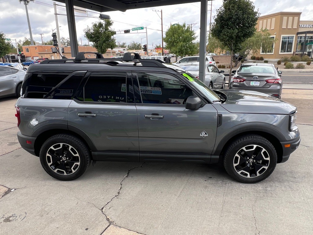 2021 Ford Bronco Image 4