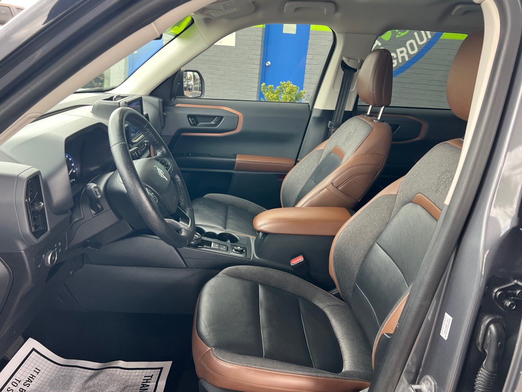 2021 Ford Bronco Image 12