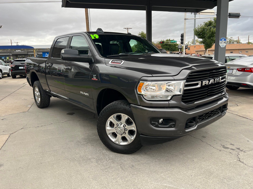 2019 RAM 2500 Image 3