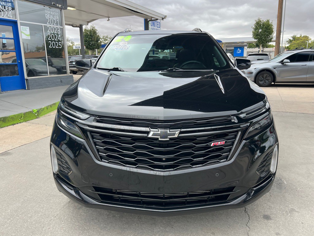 2024 Chevrolet Equinox Image 2