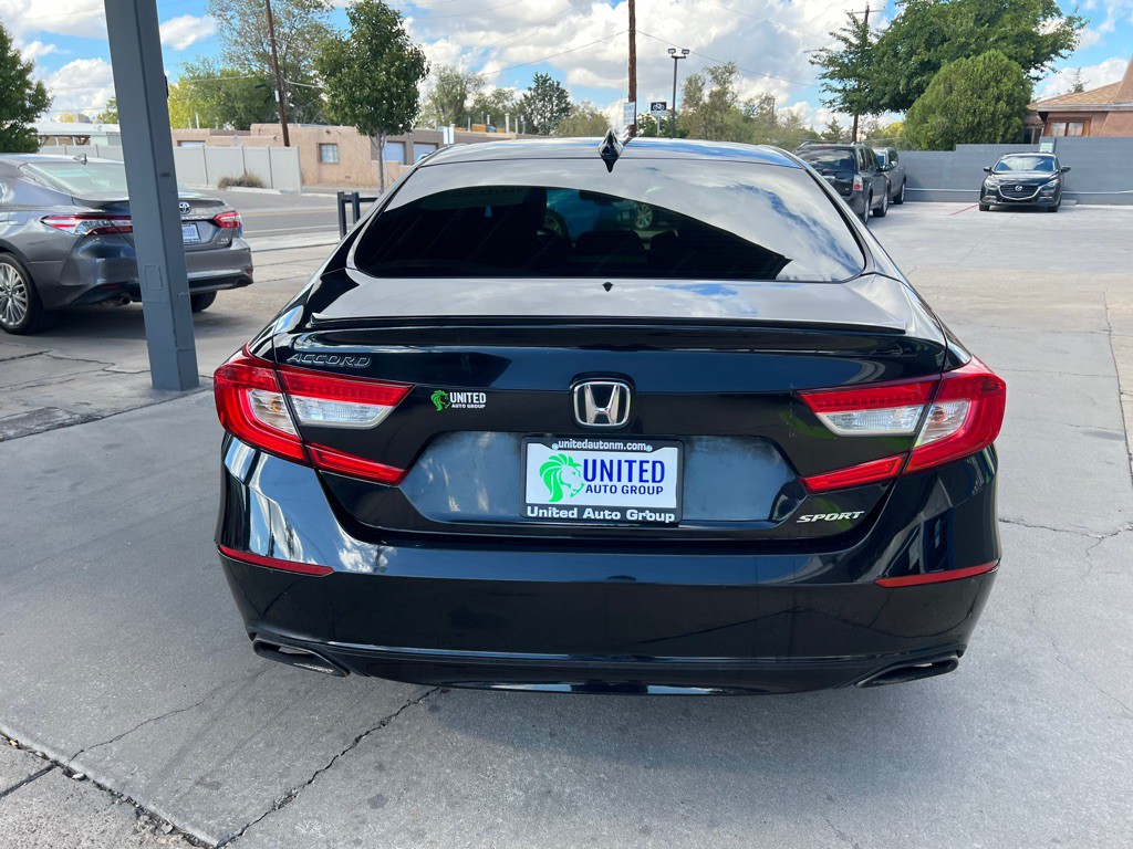 2018 Honda Accord Image 6