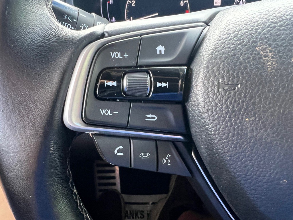 2018 Honda Accord Image 17