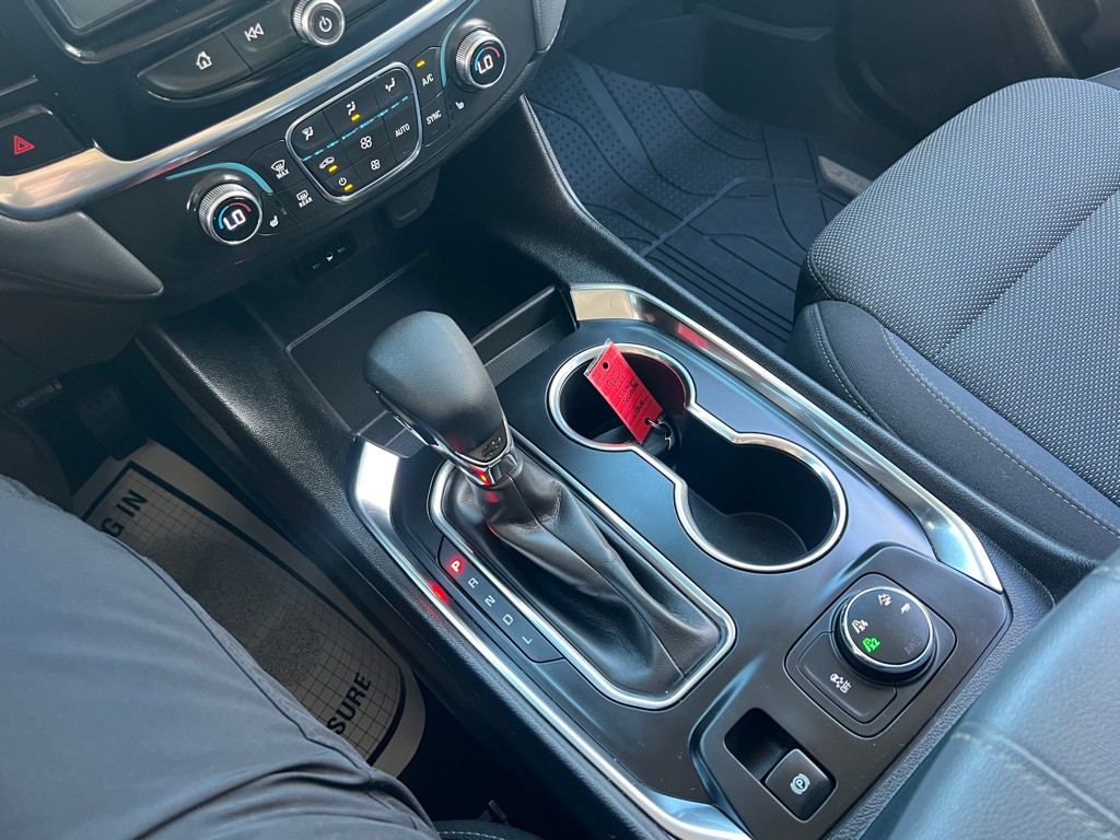 2021 Chevrolet Traverse Image 17