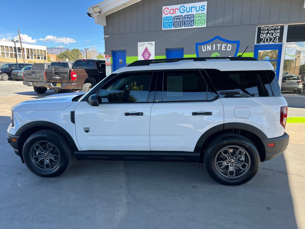 2023 Ford Bronco Image 8