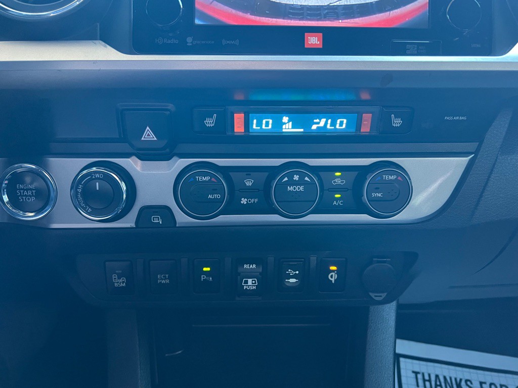 2019 Toyota Tacoma Image 16