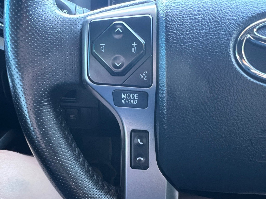 2019 Toyota Tacoma Image 18