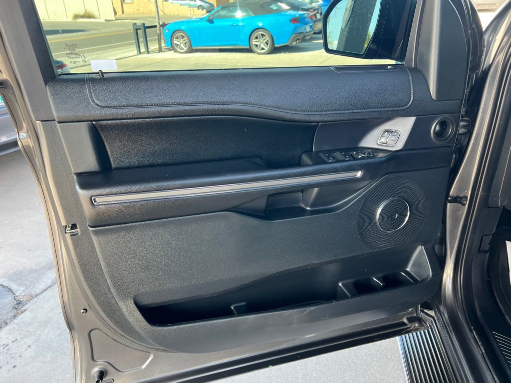 2019 Ford Expedition Image 10