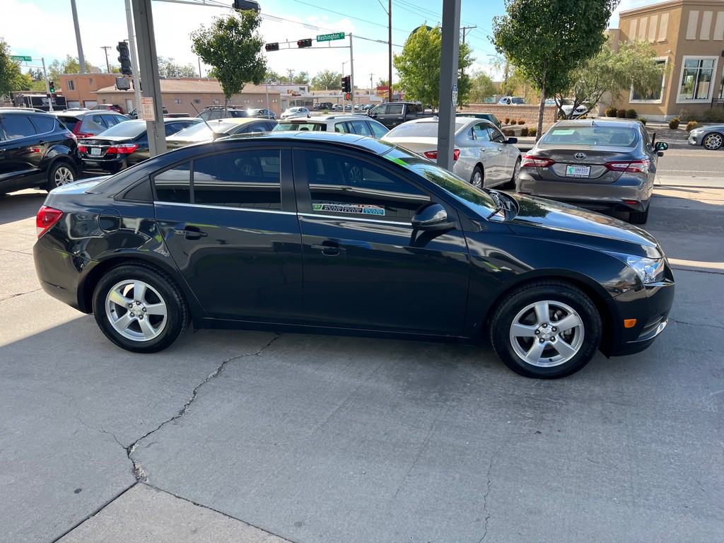 2014 Chevrolet Cruze Image 4