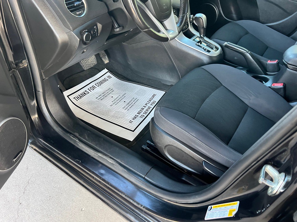 2014 Chevrolet Cruze Image 11